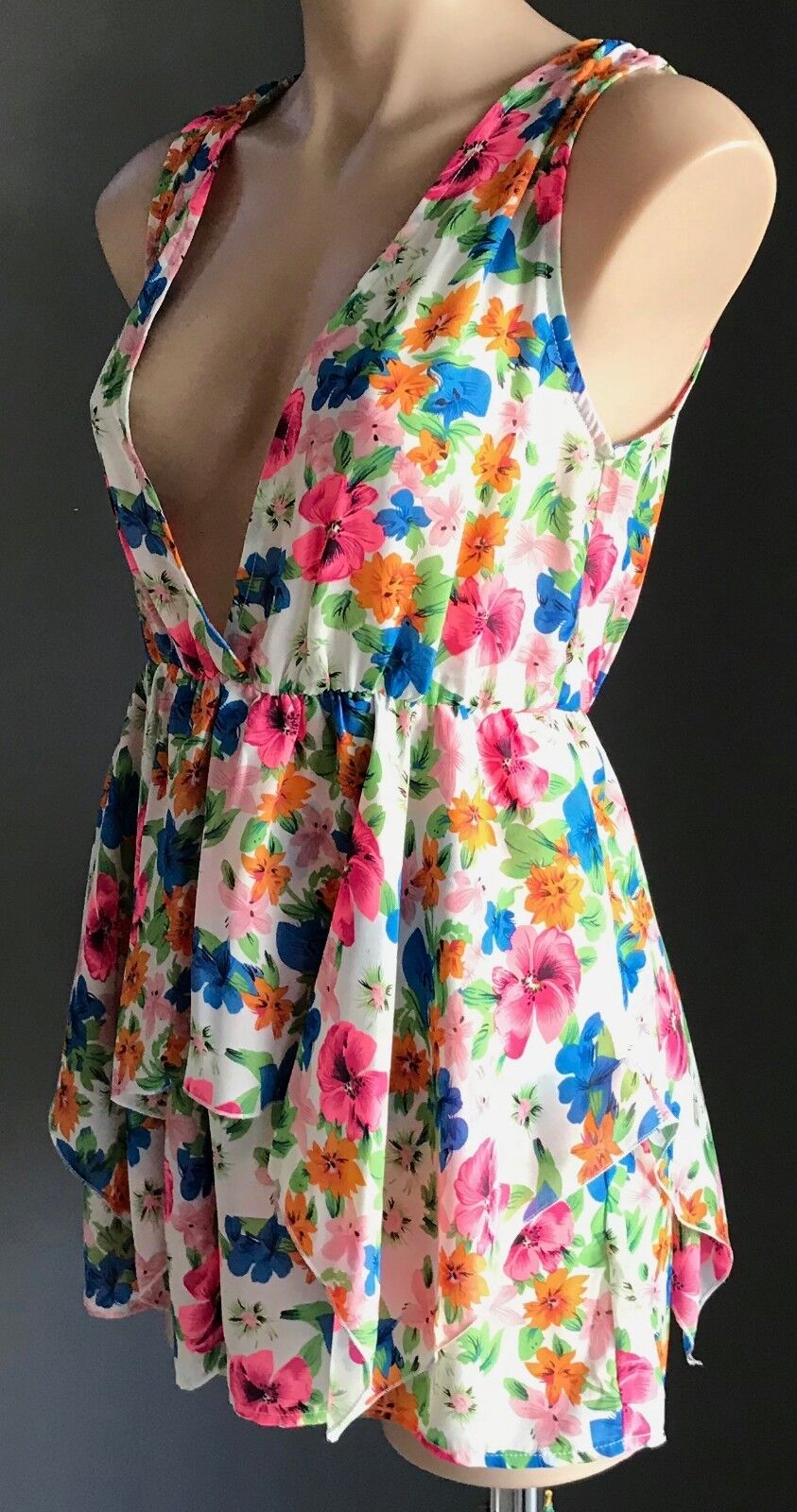 AZURE CLOTHING Romper Multi Coloured Floral Playsuit Shorts Size L 12 NEW