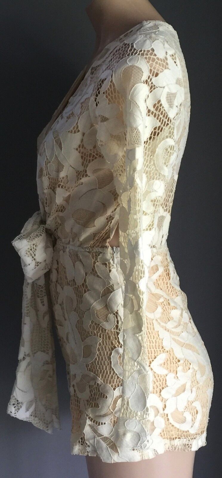 WINONA Romper Floral Cream Lace Wrap Around Playsuit Shortsuit  Shorts Size 8 10