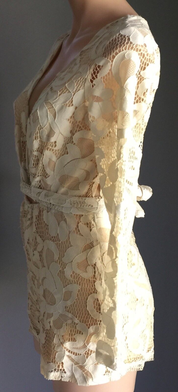 WINONA Romper Floral Cream Lace Wrap Around Playsuit Shortsuit  Shorts Size 8 10