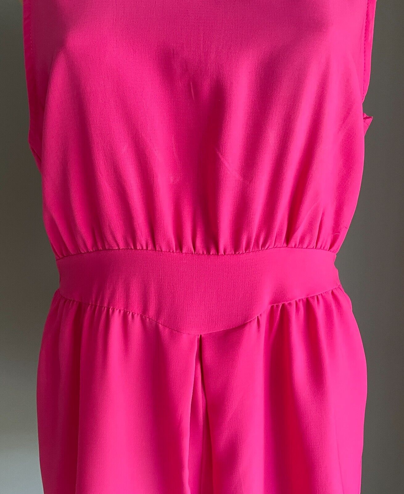 LULU & ROSE Playsuit Hot Pink  Jumpsuit Sleeveless Keyhole Back Size M 10 NEW