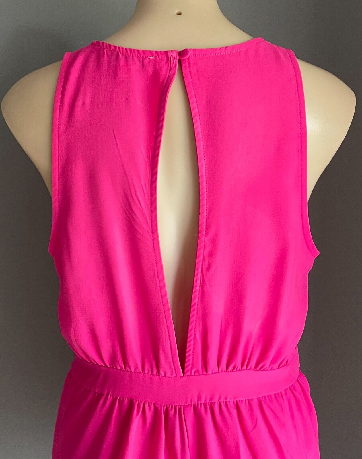 LULU & ROSE Playsuit Hot Pink  Jumpsuit Sleeveless Keyhole Back Size M 10 NEW