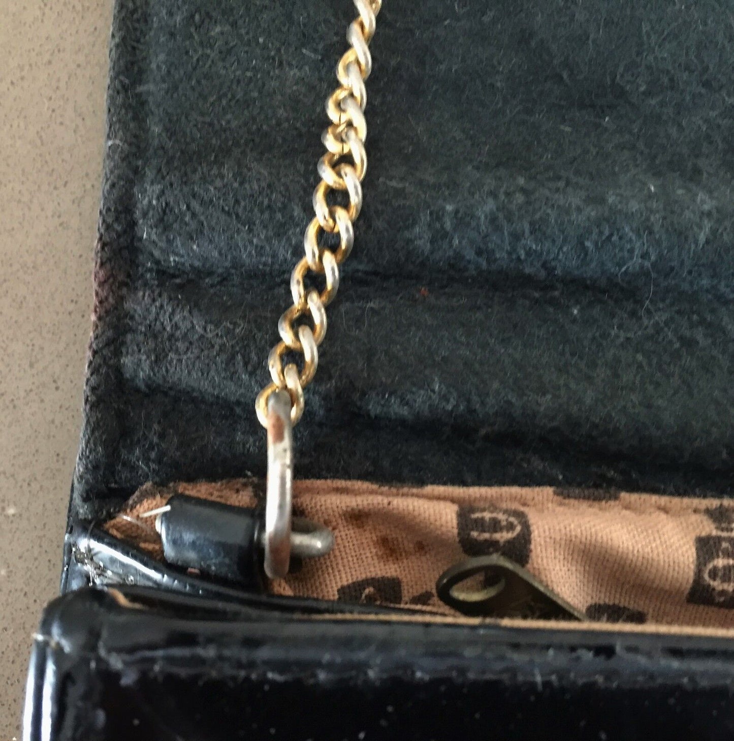 GOLD CREST Shoulder Bag Black Patent Vinyl Envelope Clutch Handbag Retro 1970's