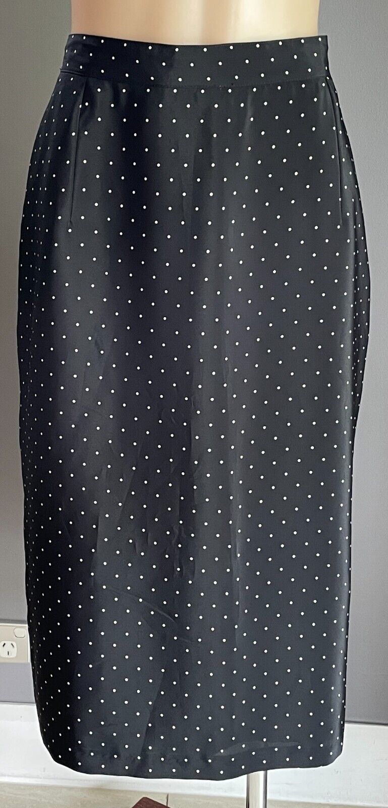 Vintage Skirt Black & White Polka Dot Straight Midi Length Back Flounce Size 18