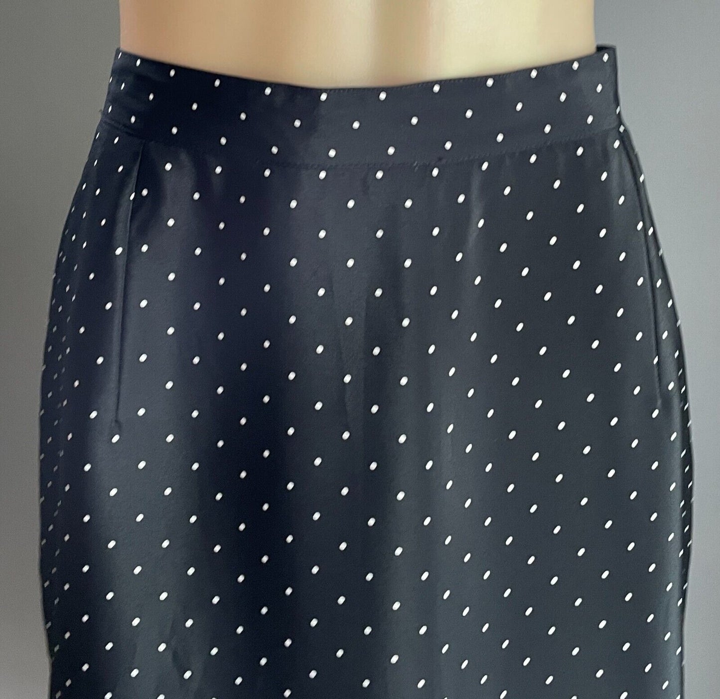 Vintage Skirt Black & White Polka Dot Straight Midi Length Back Flounce Size 18