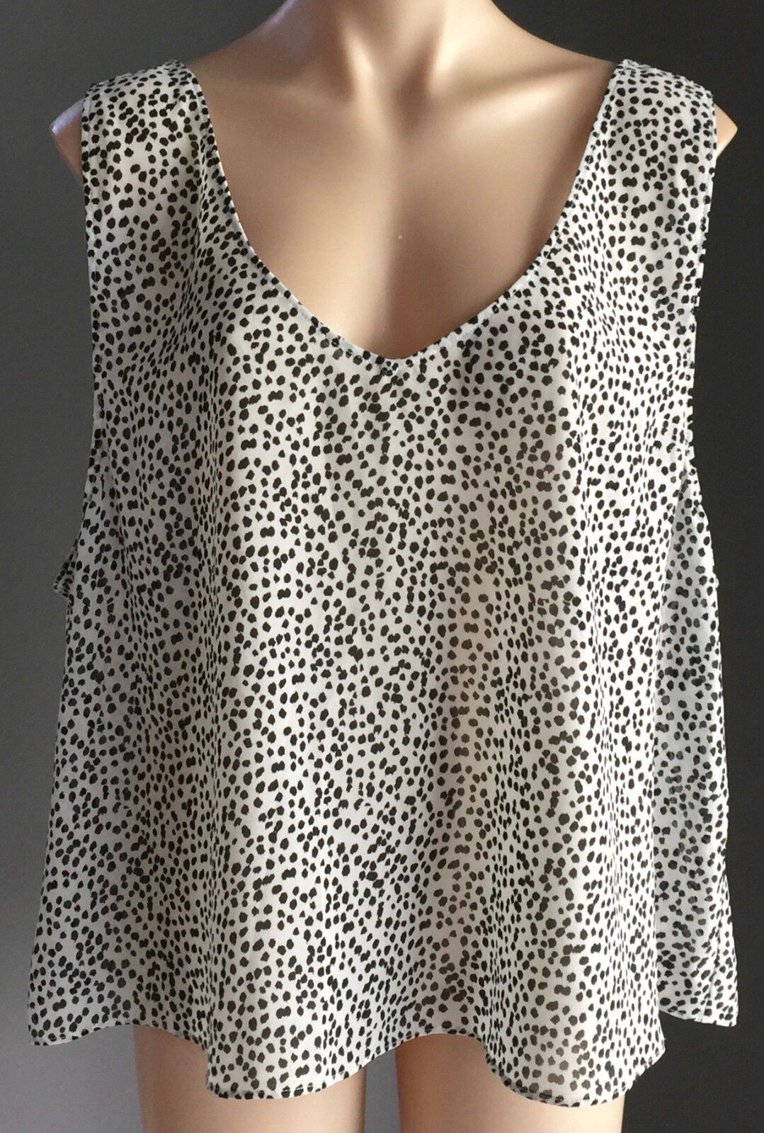SUZANNE GRAE Twin Set White Black Cheetah Print Split Front Back Twofer Size 18