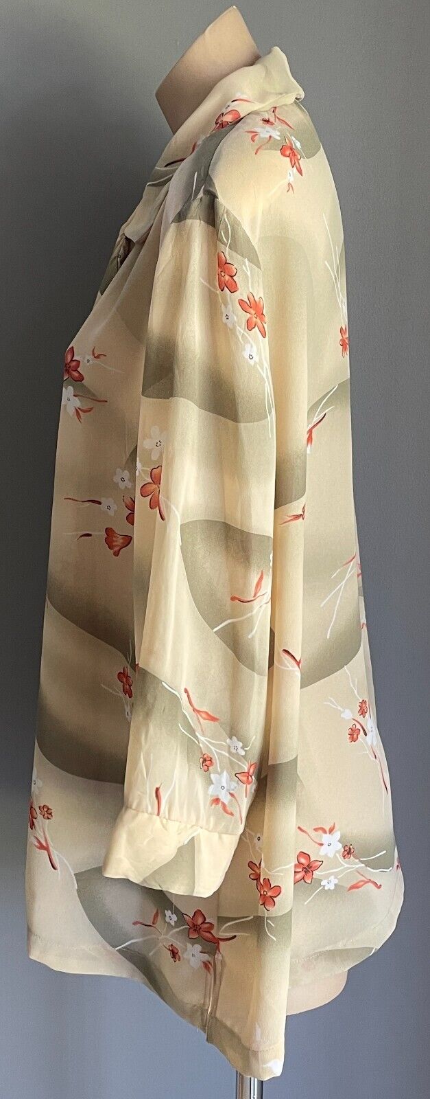 DRESS COMPANY by STITCHES Over Shirt Beige Khaki White Red Floral Size 18 NOS