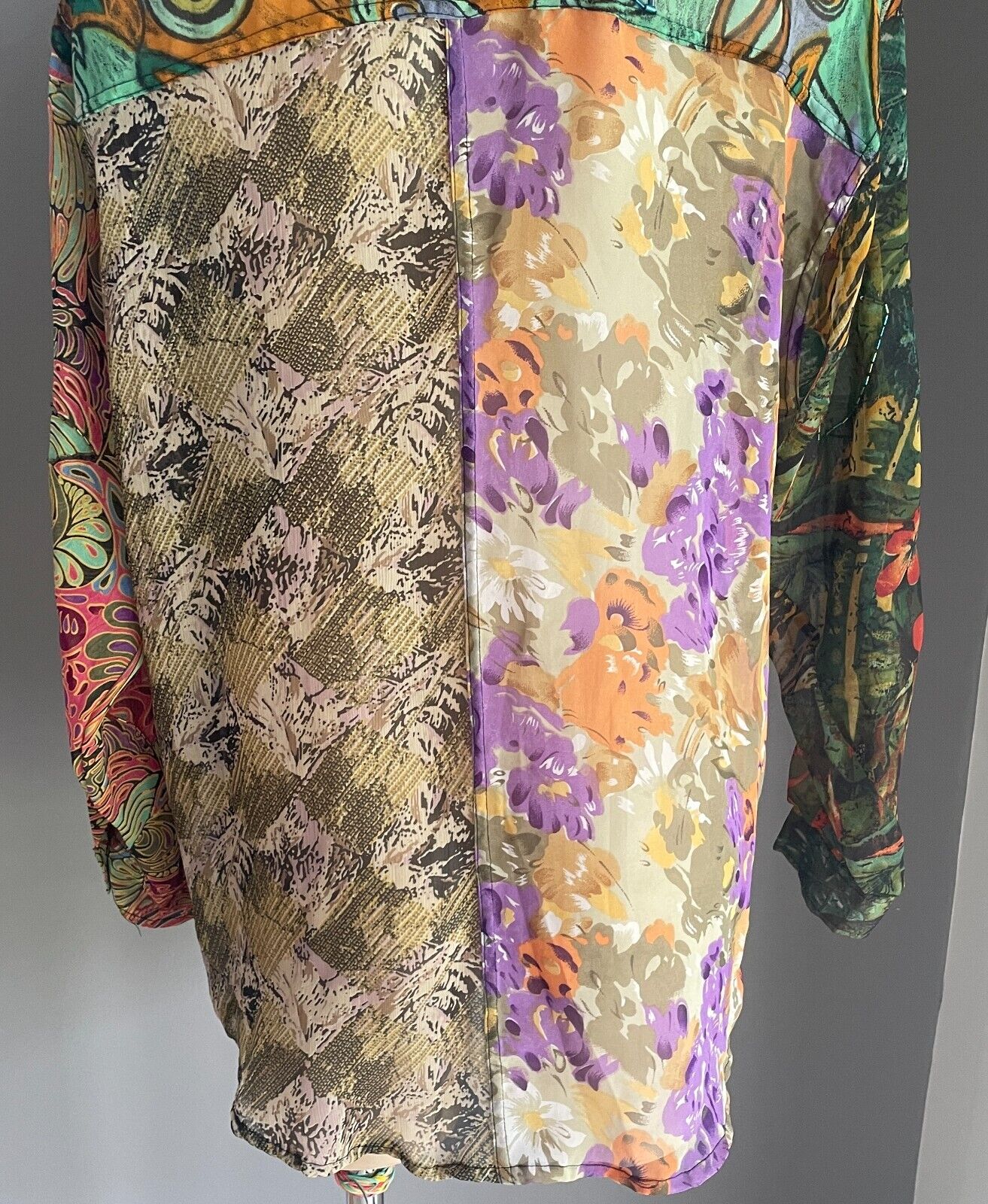Bright Indonesia Rayon Semi Sheer Blouse Shirt Long Sleeve Beaded Size 18 NEW