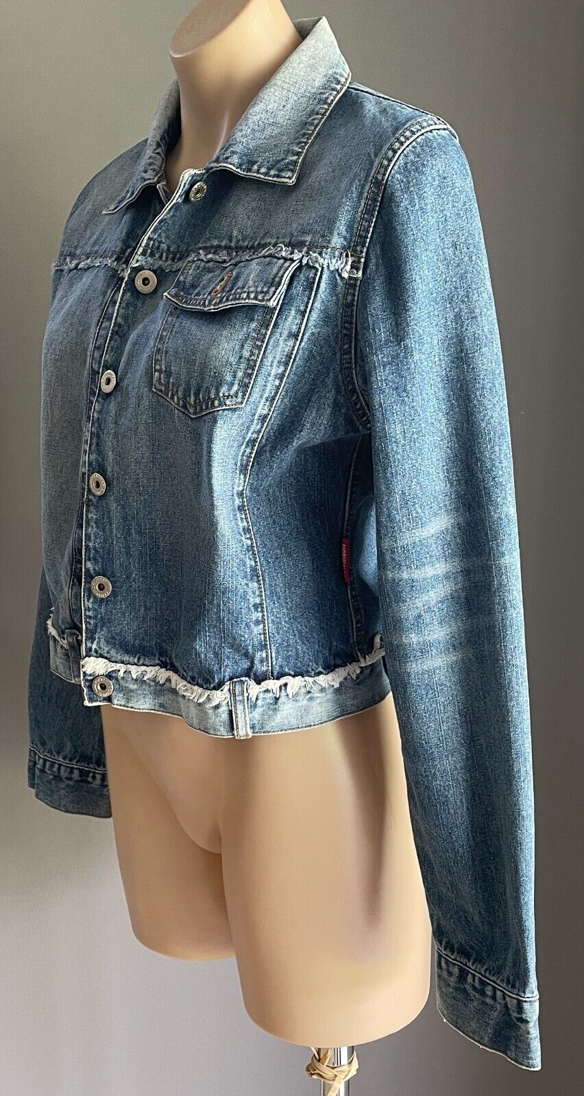 FIORUCCI Blue Denim Jacket Cropped Long Sleeve Fray Hem Edge Size 14
