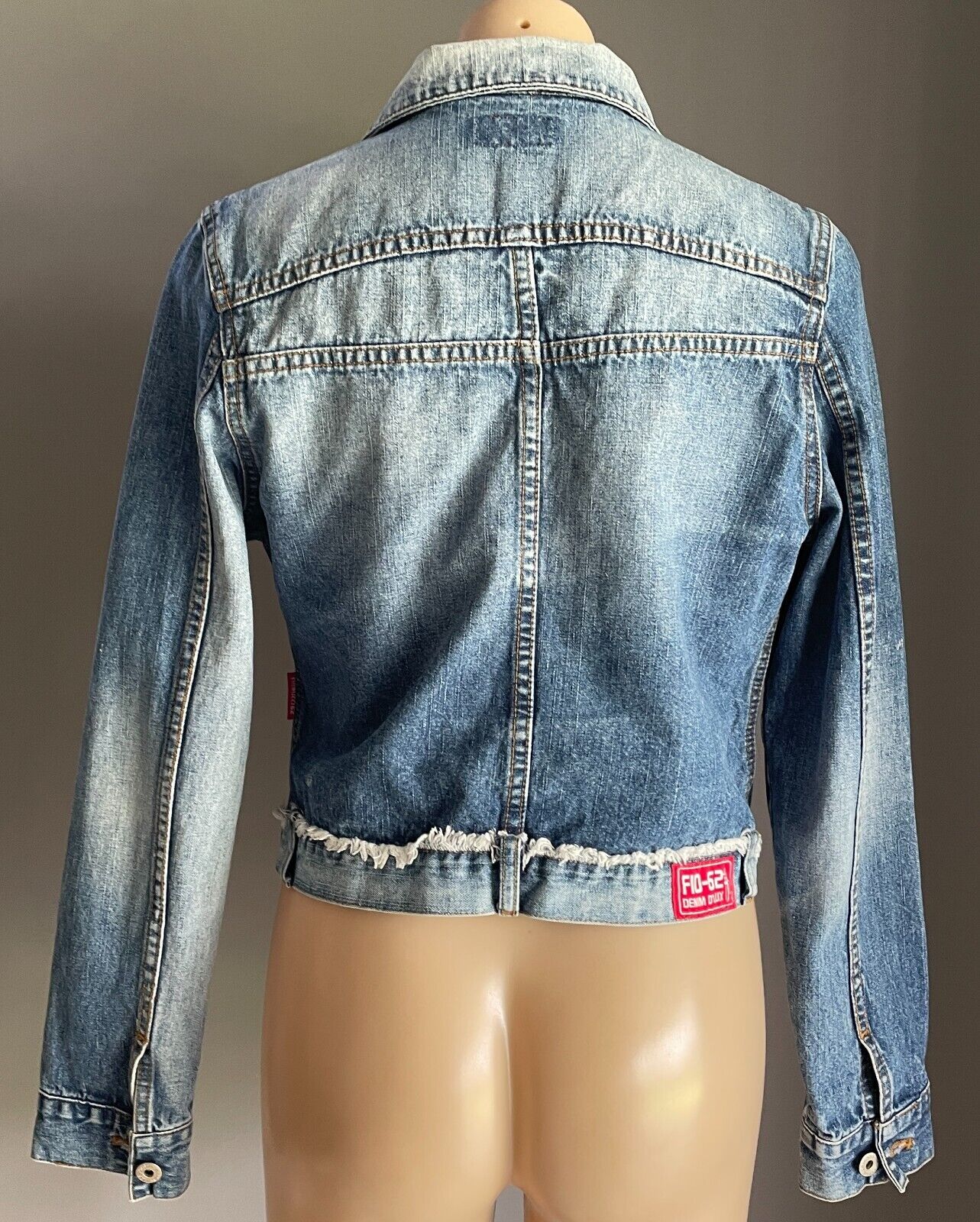 FIORUCCI Blue Denim Jacket Cropped Long Sleeve Fray Hem Edge Size 14