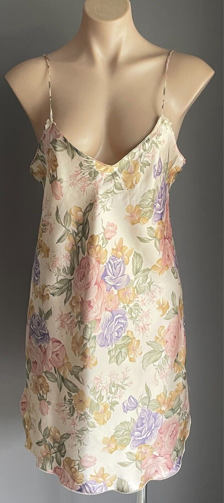 ANYWEAR ANYTIME Chemise Pastel Floral Print Size L 10 12 Thin Shoulder Straps