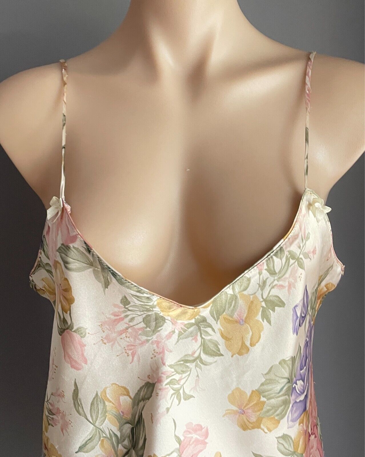 ANYWEAR ANYTIME Chemise Pastel Floral Print Size L 10 12 Thin Shoulder Straps