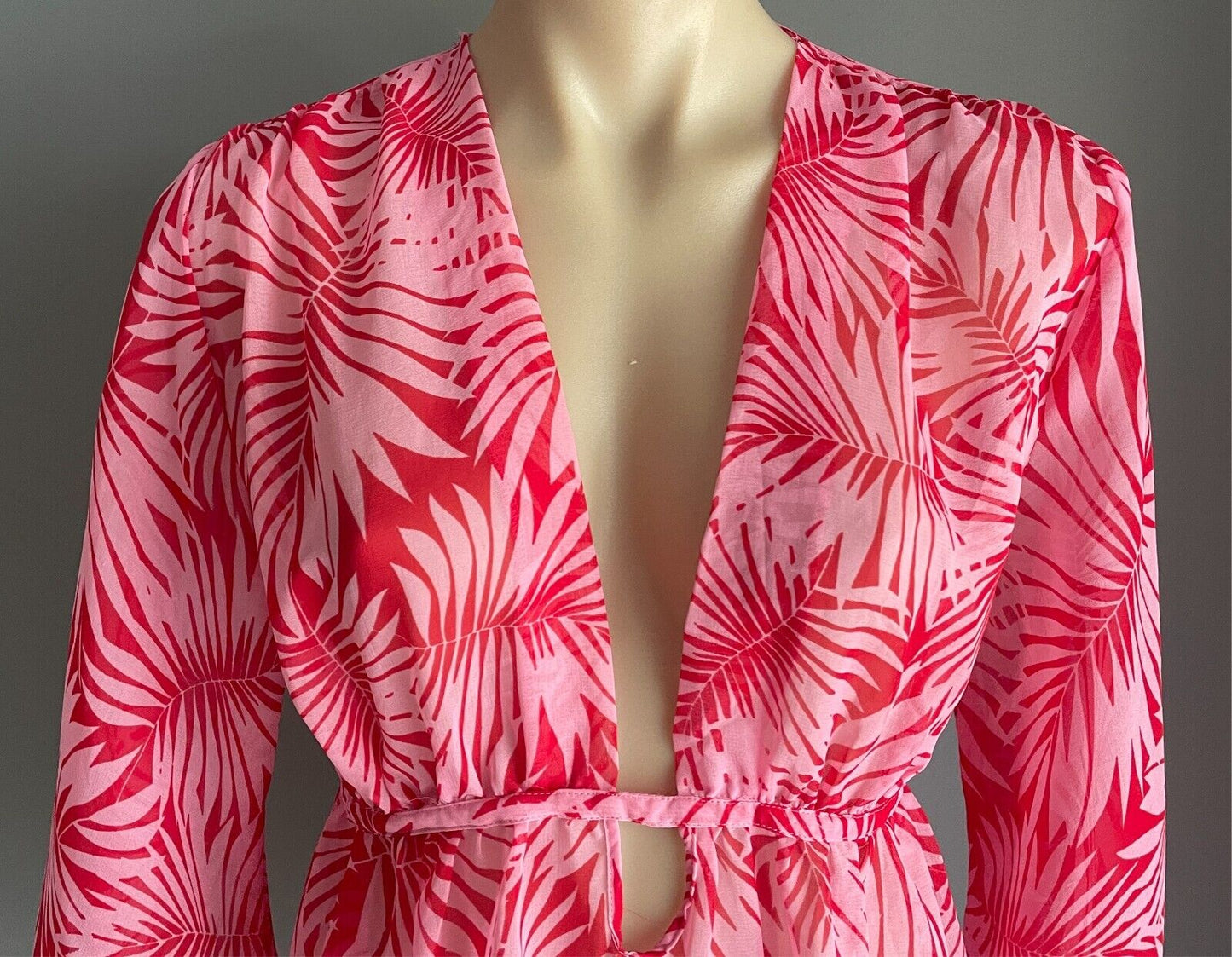 ATMOSPHERE BEACH Cover Up/Kimono Size 14 Pink/Red Palm Print Tie Back Semi Sheer