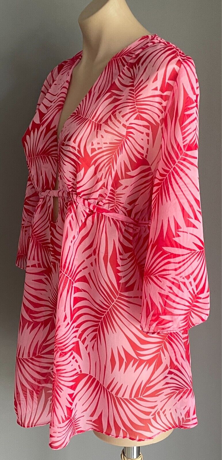 ATMOSPHERE BEACH Cover Up/Kimono Size 14 Pink/Red Palm Print Tie Back Semi Sheer