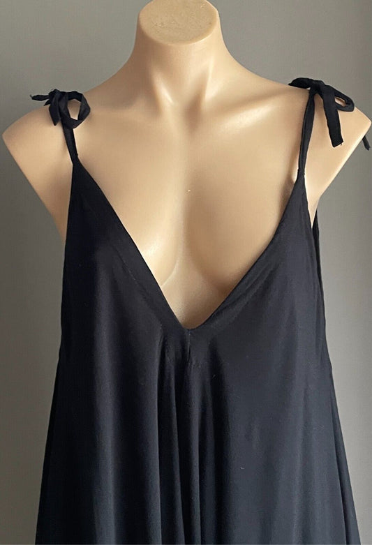 Flare Wide Leg Jumpsuit Black Thin Shoulder Tie V Neck Back Pantsuit Size 10 14