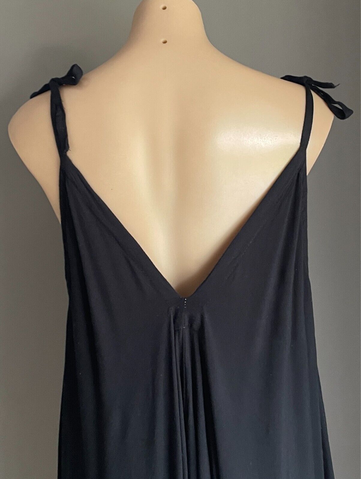 Flare Wide Leg Jumpsuit Black Thin Shoulder Tie V Neck Back Pantsuit Size 10 14