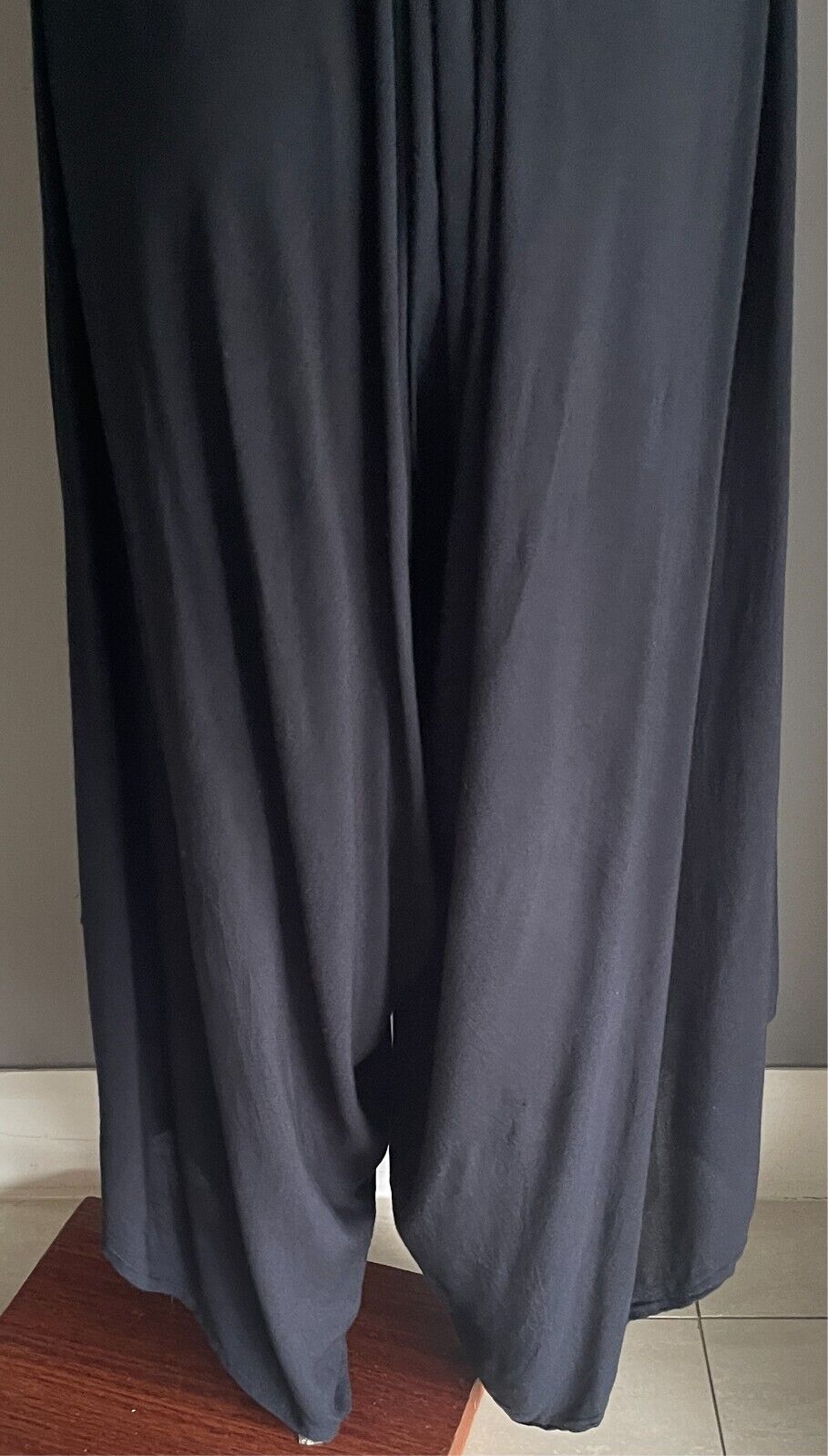 Flare Wide Leg Jumpsuit Black Thin Shoulder Tie V Neck Back Pantsuit Size 10 14