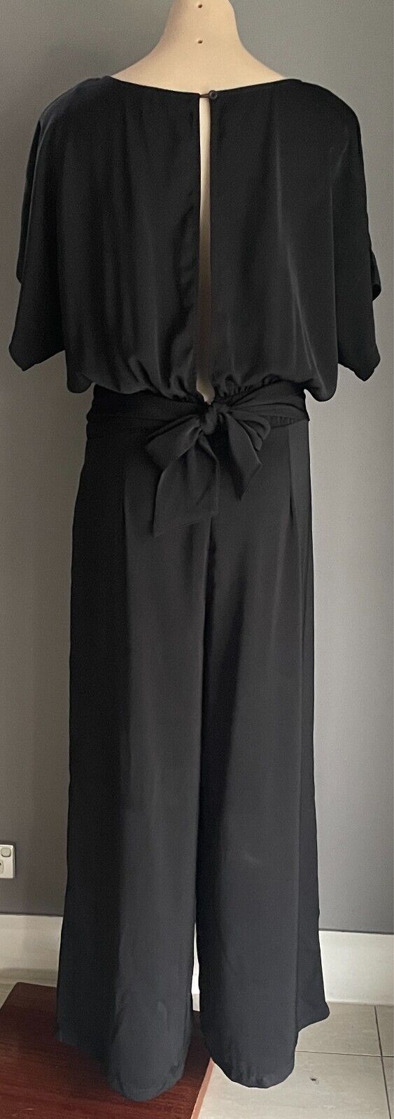 HERE COMES THE SUN Jumpsuit Black Short Sleeve Wide Leg Size 14 Tie Back Waist