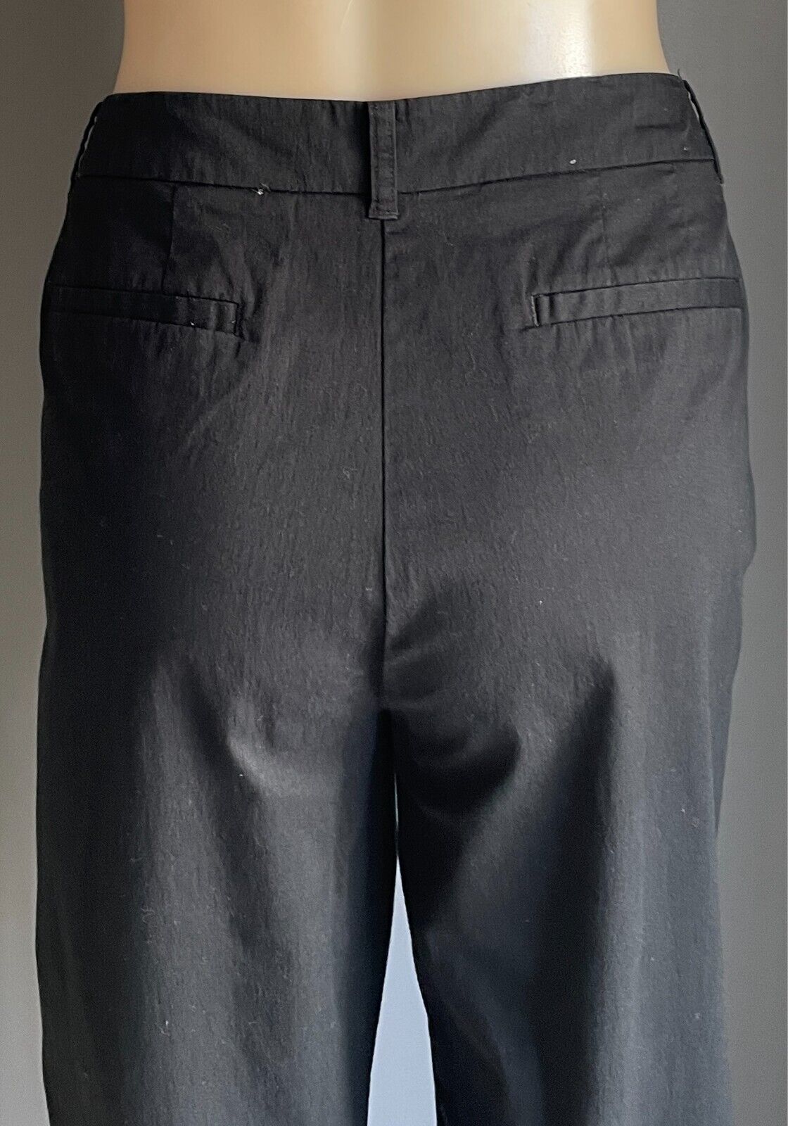 SPORTSCRAFT Black Cotton Blend Cropped Length  Pants Size 16 Stretch