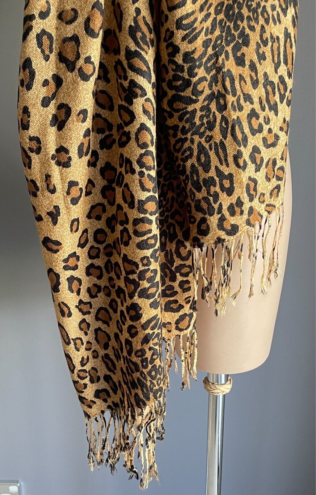 Fringed Rectangle NECK SCARF Leopard Print Caramel Brown Black Shawl Wrap