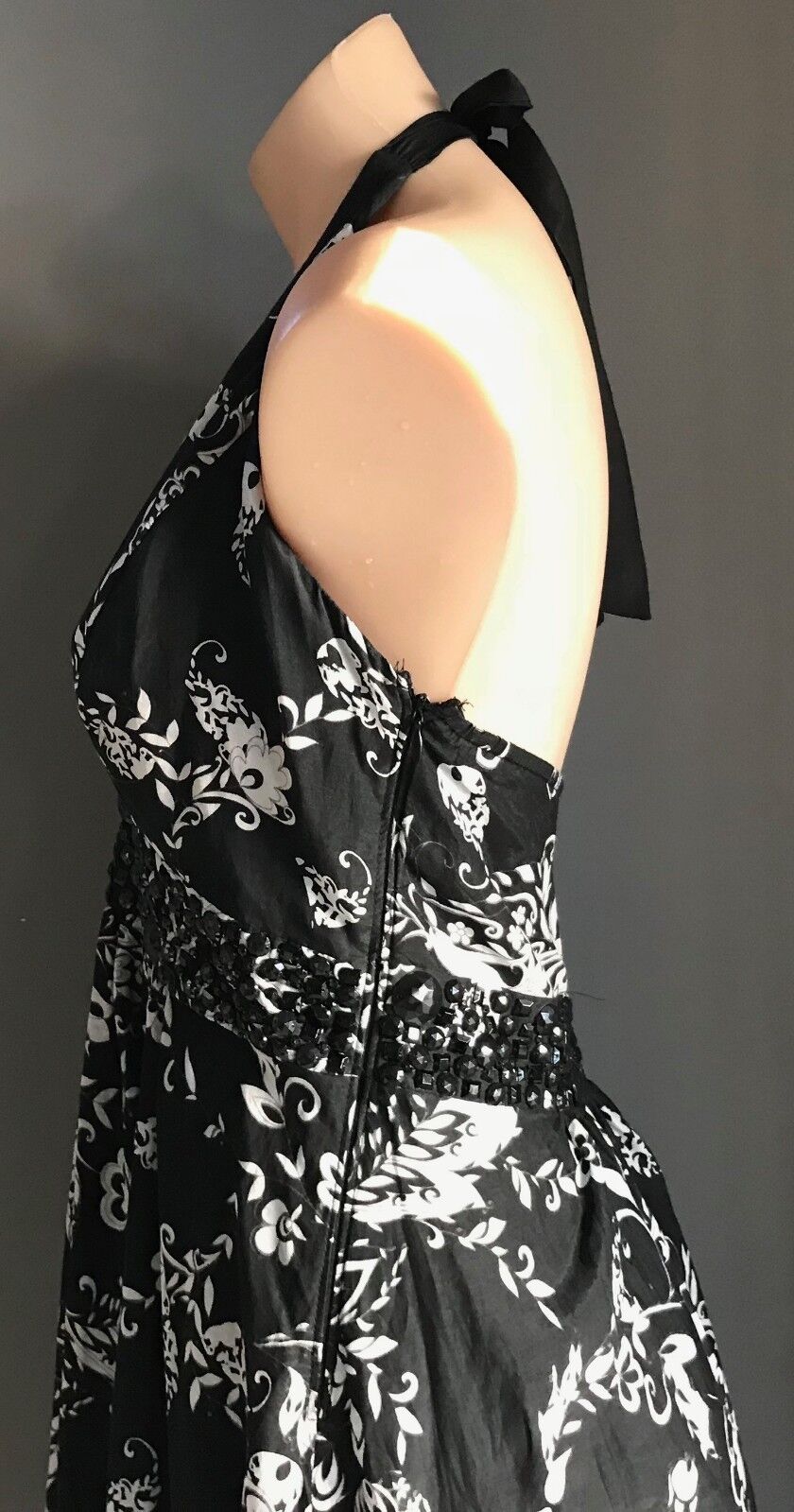 SUITE 62 BOUTIQUE Halter Neck Dress Size 14 Black & White Paisley & Floral NEW