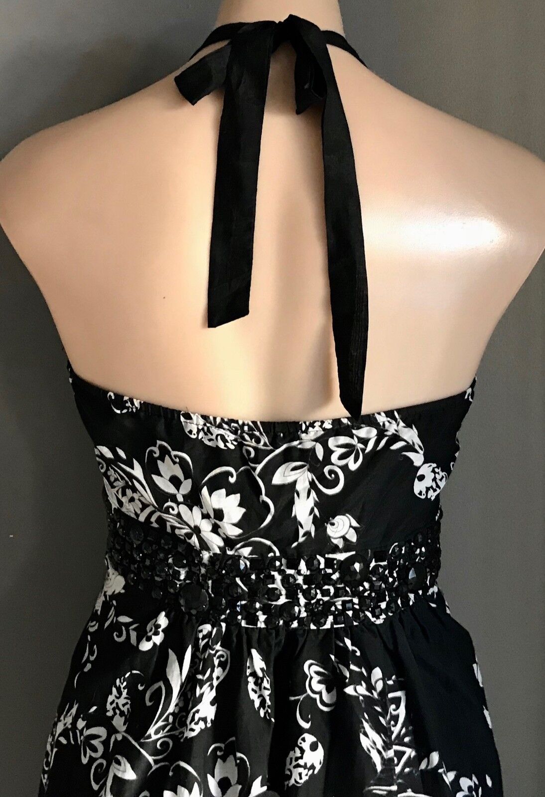 SUITE 62 BOUTIQUE Halter Neck Dress Size 14 Black & White Paisley & Floral NEW