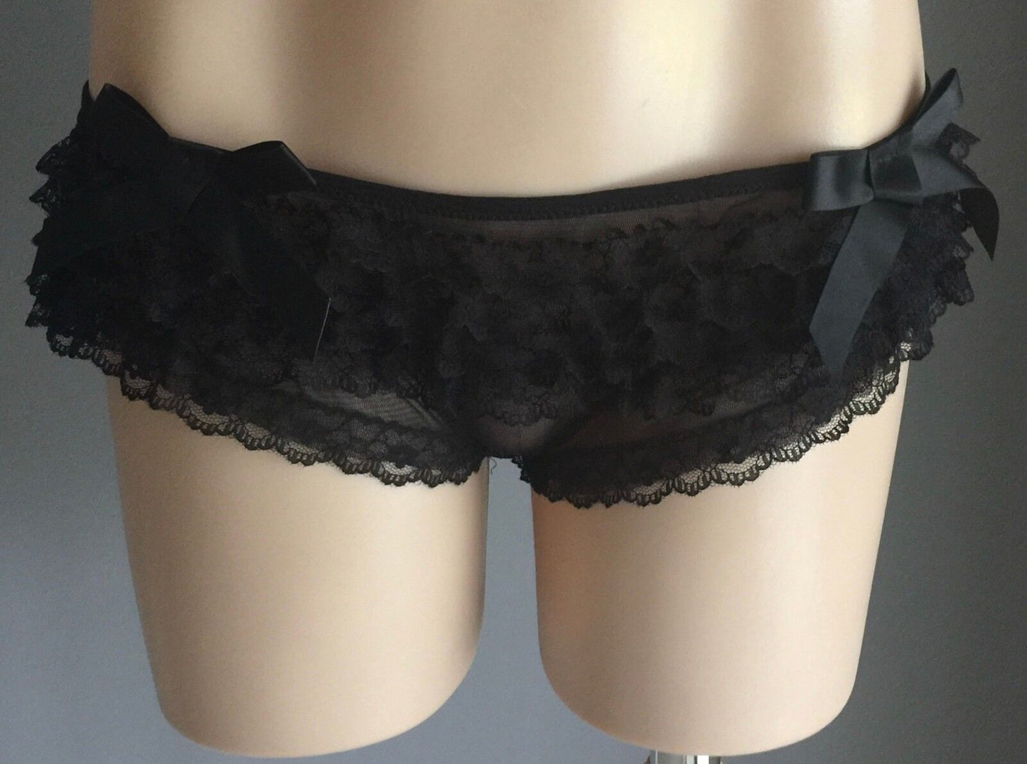 RENDEZVOUS Black Panties Size L 12 Lace Frill Knicker Bow  Lingerie  Sexy NEW