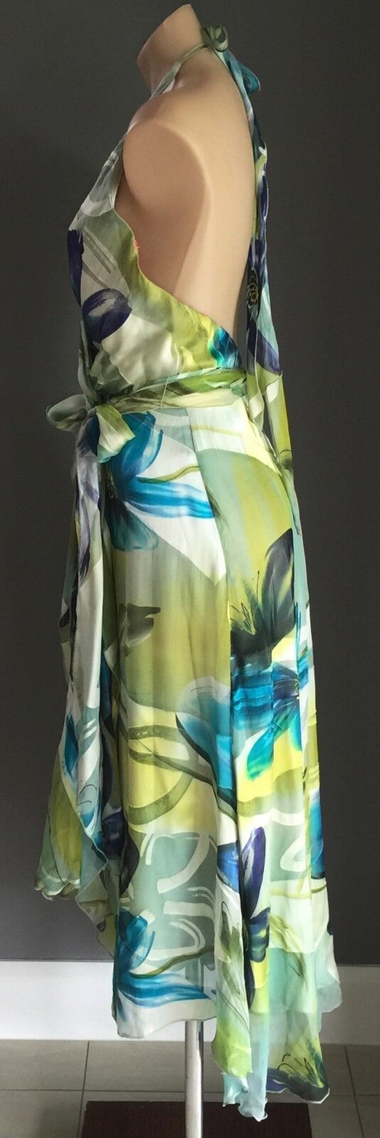 F GEAR Halter Neck Dress Size 10 & 12 Silk Green MultiColour Tropical Print NEW