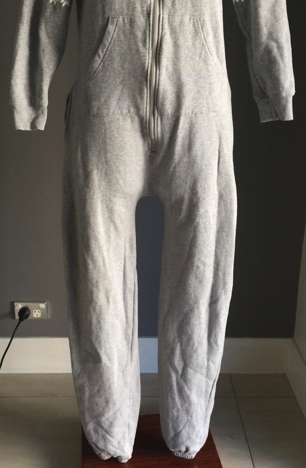 SERRA Jumpsuit Size S 10 All in One Piece Hooded Fleece Grey White Snowflake