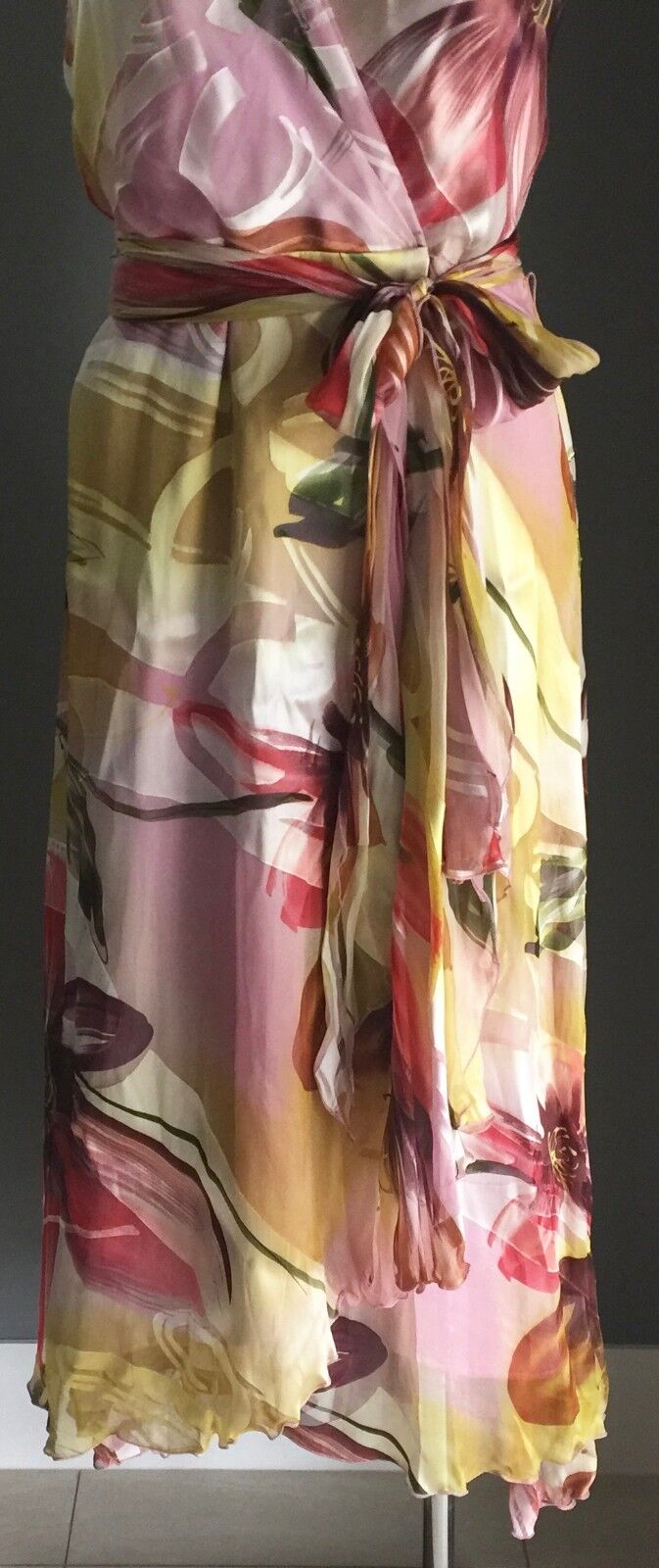 F GEAR Halter Neck Dress Size 10 & 12 MultiColoured Tropical Print Party NEW