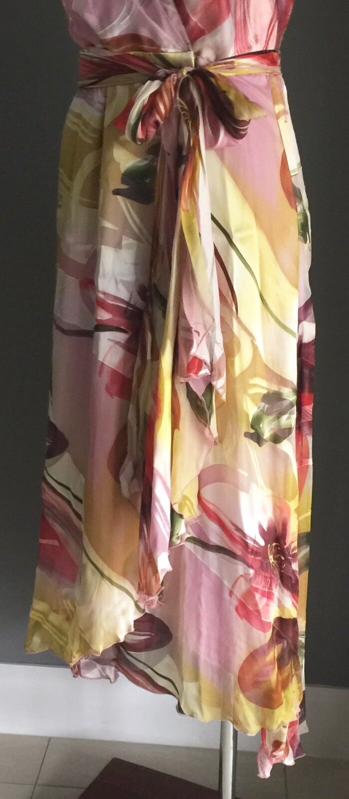F GEAR Halter Neck Dress Size 10 & 12 MultiColoured Tropical Print Party NEW