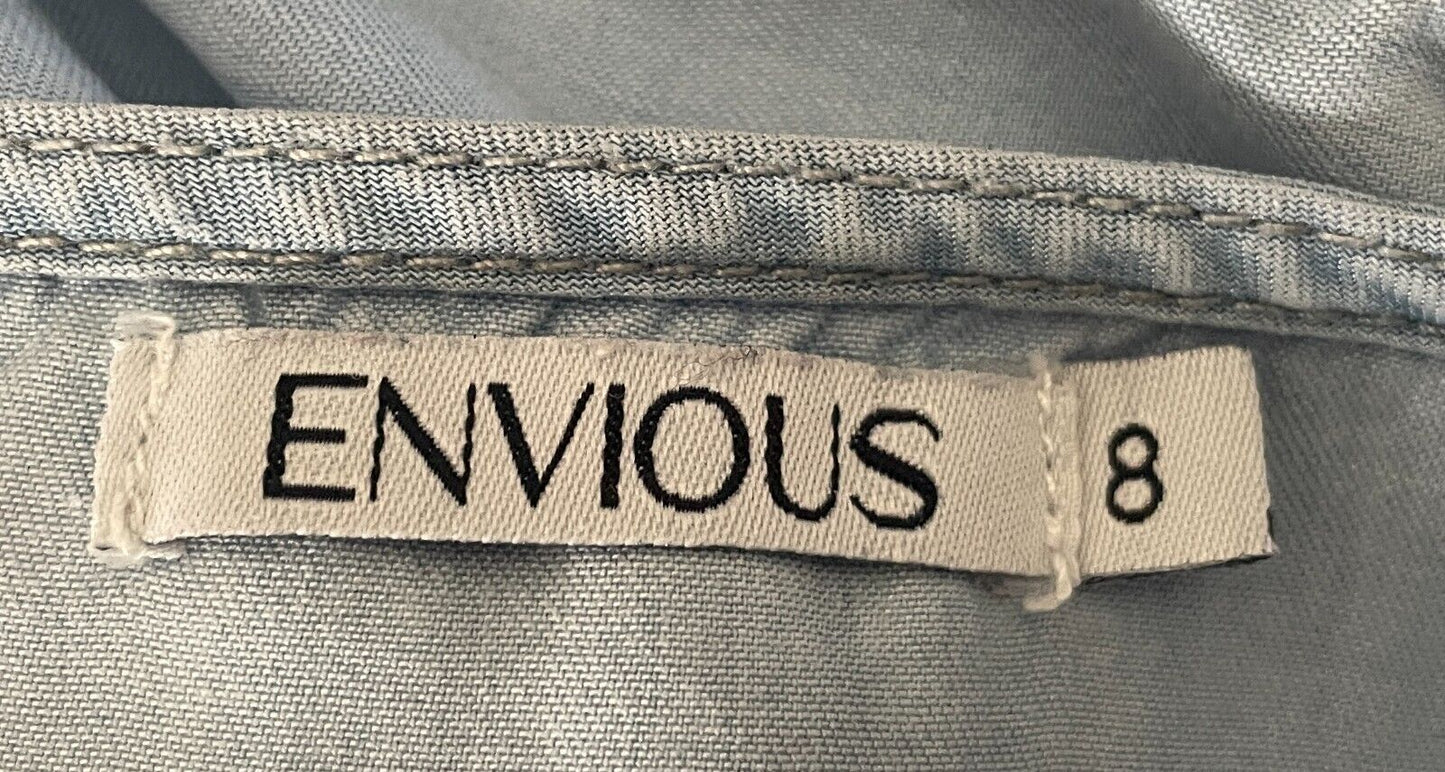 ENVIOUS Top Size 8 10 Soft Blue Chambray Short Sleeve  Hi-Lo Hem Pocket At Chest