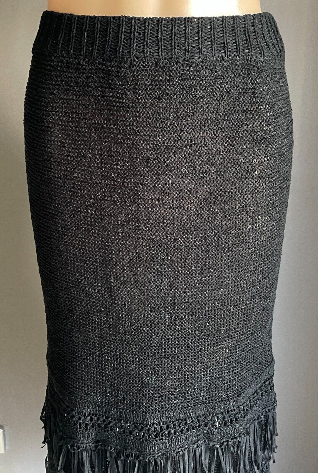 TALISMAN LABEL Maxi Skirt Black Knit Size S 10 Elastic Waist Fringe Tier Stretch