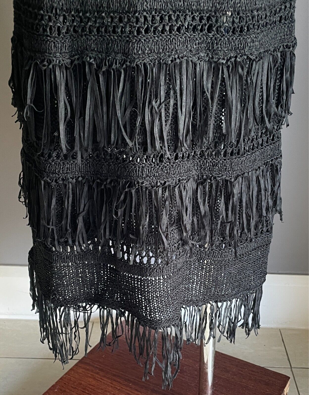 TALISMAN LABEL Maxi Skirt Black Knit Size S 10 Elastic Waist Fringe Tier Stretch