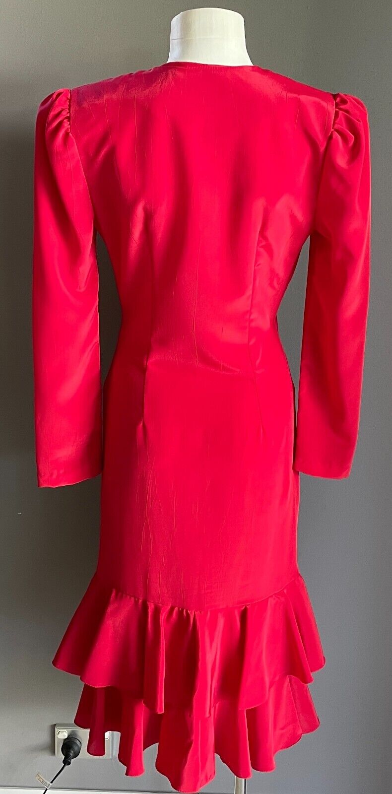 HIGH STREET SYDNEY Red Dress Long Sleeve Size 8 Ruched Button Front Midi 1980s