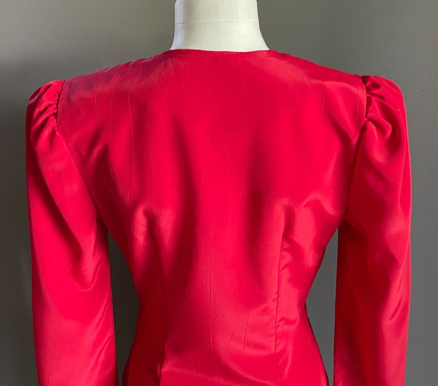 HIGH STREET SYDNEY Red Dress Long Sleeve Size 8 Ruched Button Front Midi 1980s