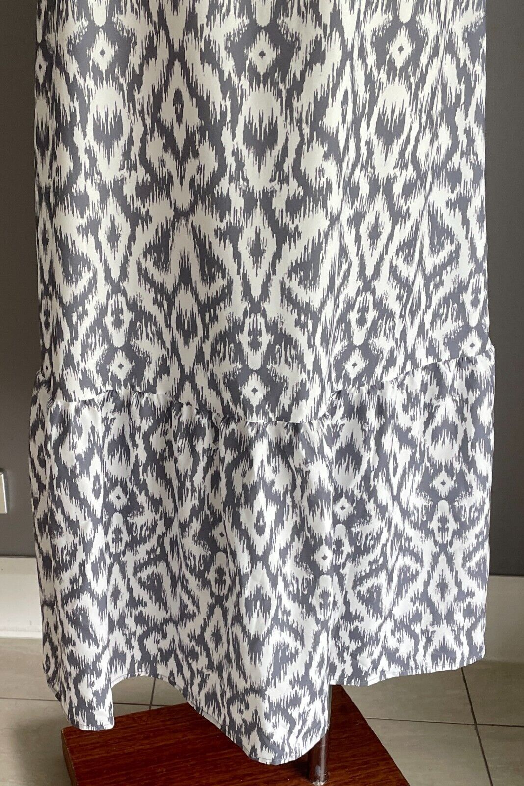 Maxi Dress NORACORA Tassel Tie Grey White Geo Tier Hem V Neck Size S 12 NEW