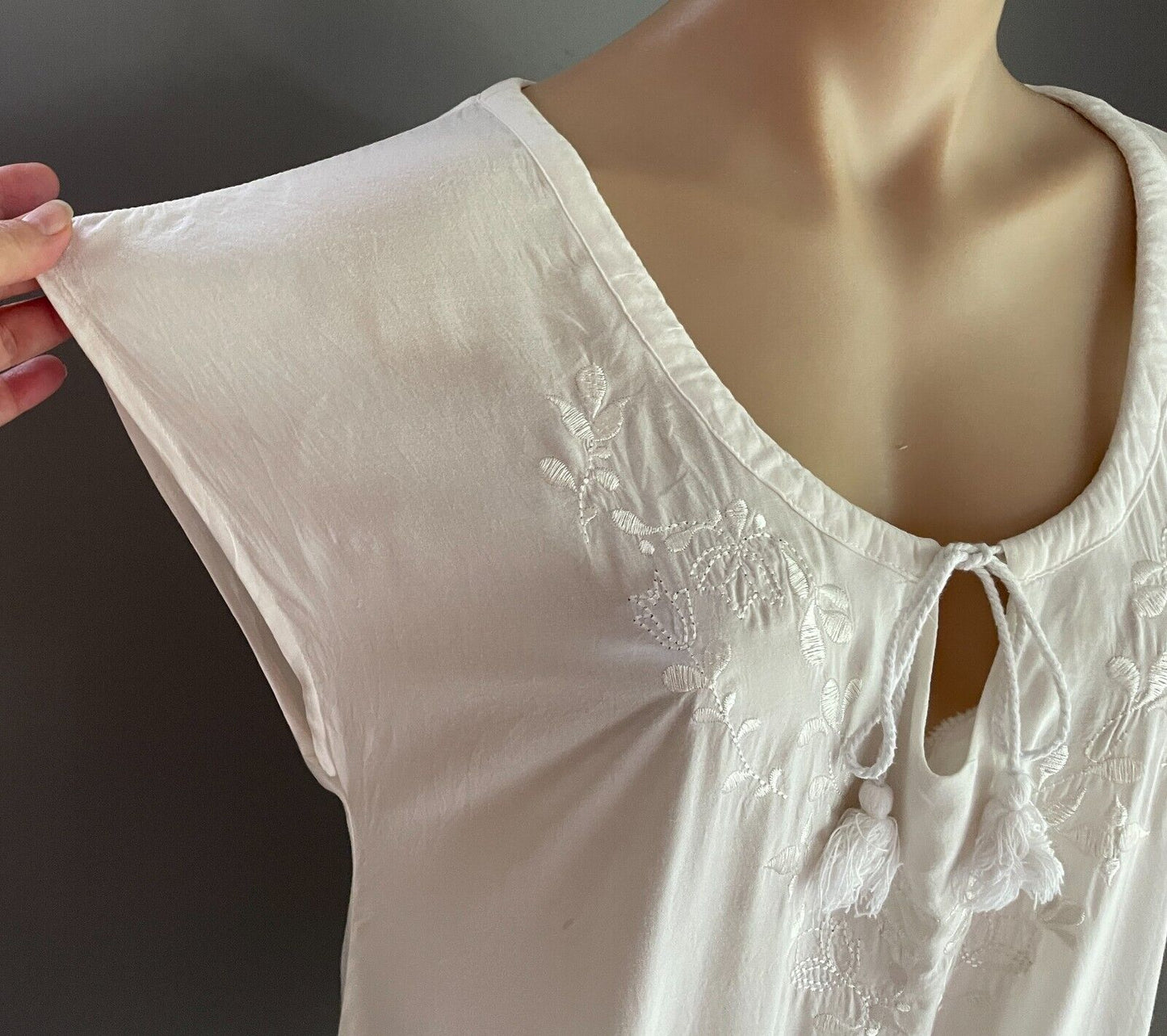SOMEDAYS LOVIN White Embroidered Floral Tier Hem Mini Dress Size XS 10 Boho Chic