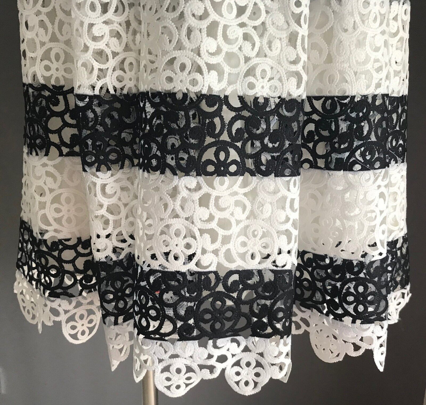 ZALORA PREMIUM Strapless Dress White & Black Lace Stripe Fit & Flare Size XS 8