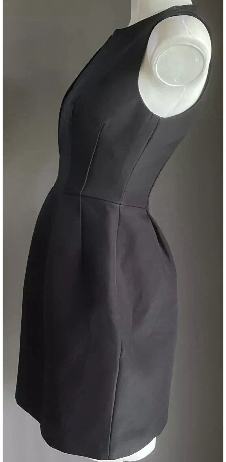 C/MEO COLLECTIVE Sheath Dress Black Sleeveless Deep V-Neck Size XS 8 NEW