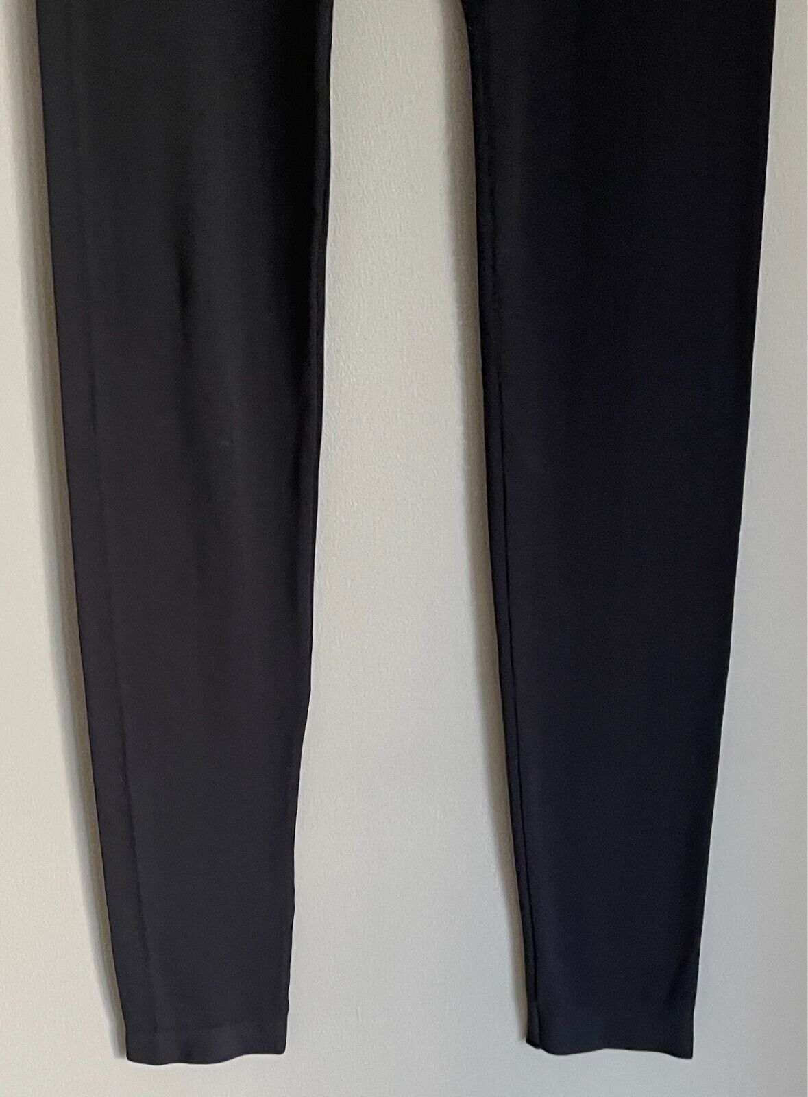 FOREVER EBONY Black Seamless Leggings Stretch Size 12 Full Length