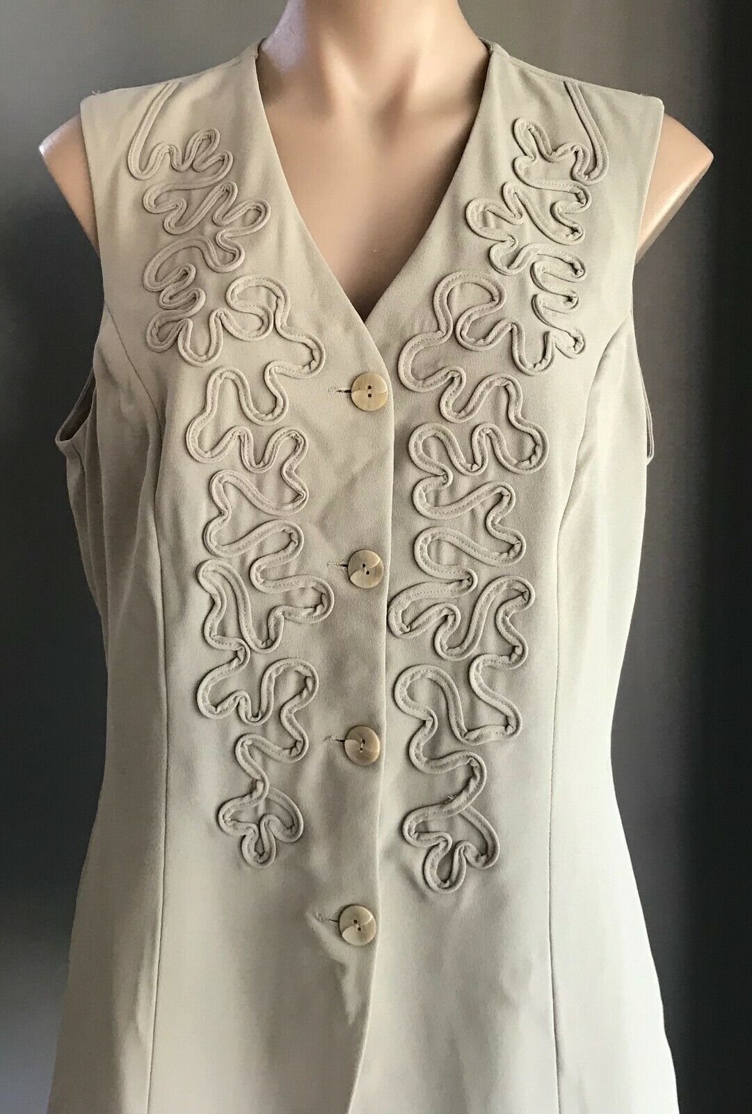 MIXIT CO-ORDINATES Sleeveless Top Light Khaki Cornelli Swirl Trim Size 16 MIXIT