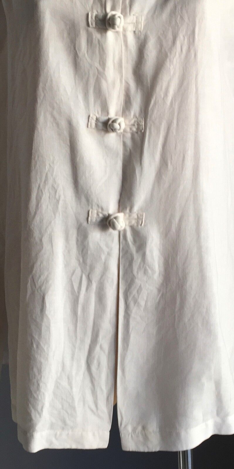 BENTLEY ARBUCKLE USA Top Oriental Frog Button Front White Linen Size 10 AU 14