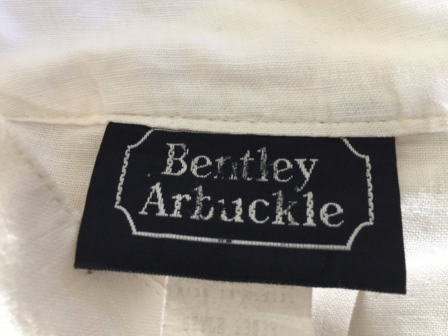 BENTLEY ARBUCKLE USA Top Oriental Frog Button Front White Linen Size 10 AU 14