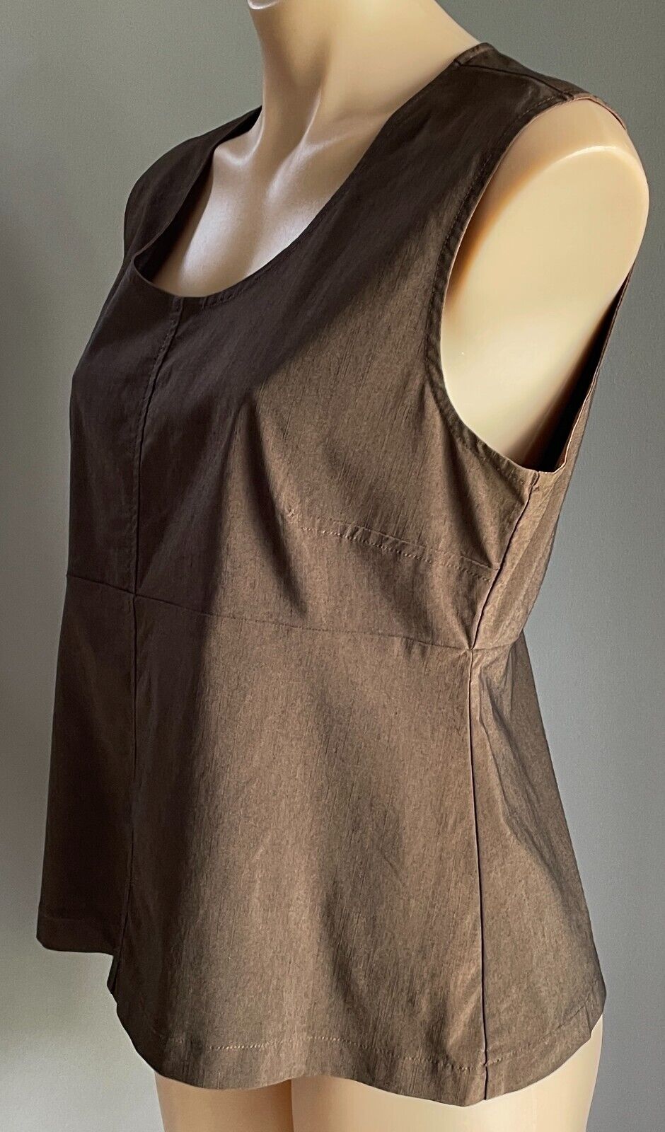 TAMEA RICE Sleeveless Brown Stretch Round Neck Top Size XL 12 14 Vintage Retro