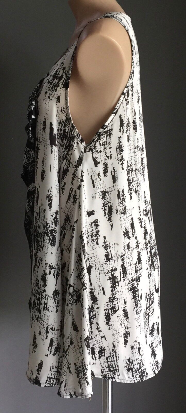 SES Trapeze Dress Top Black & White Abstract Print Sleeveless Ladies Size 14