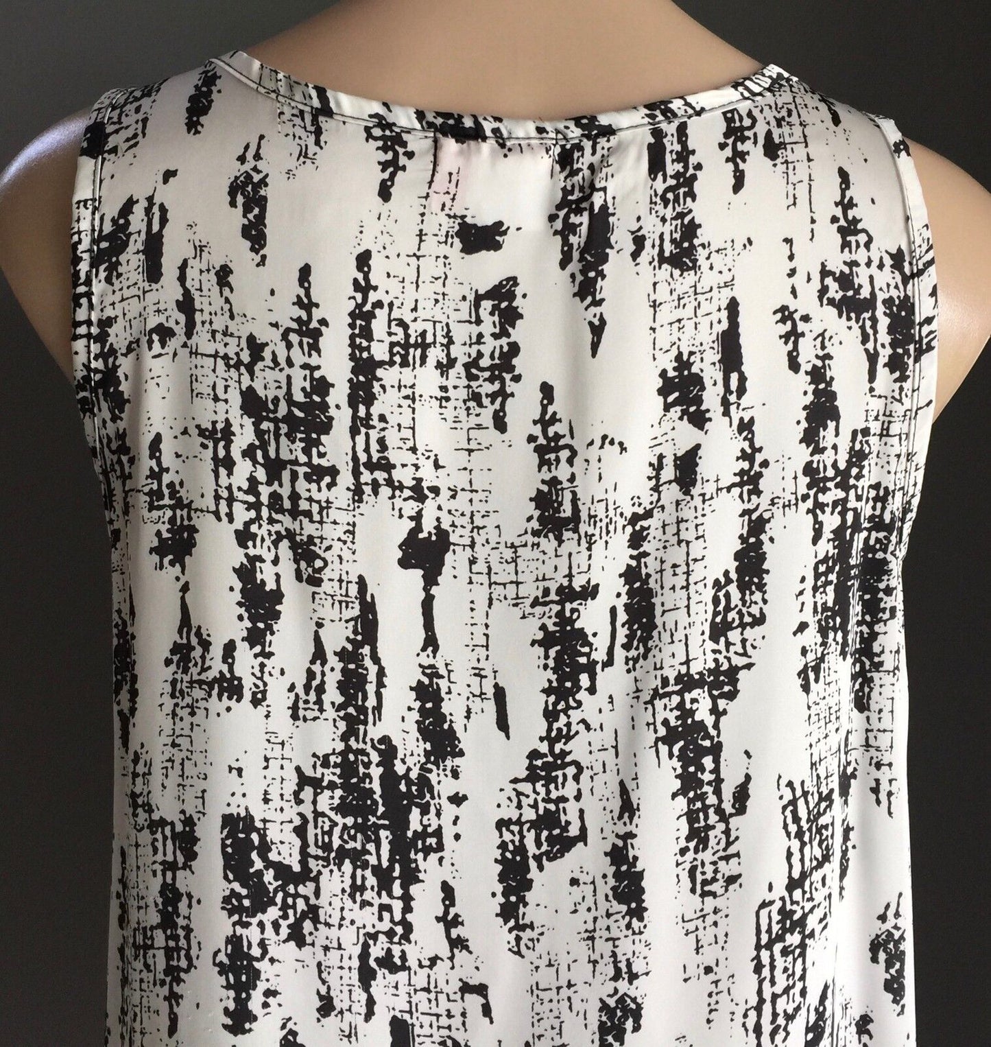 SES Trapeze Dress Top Black & White Abstract Print Sleeveless Ladies Size 14