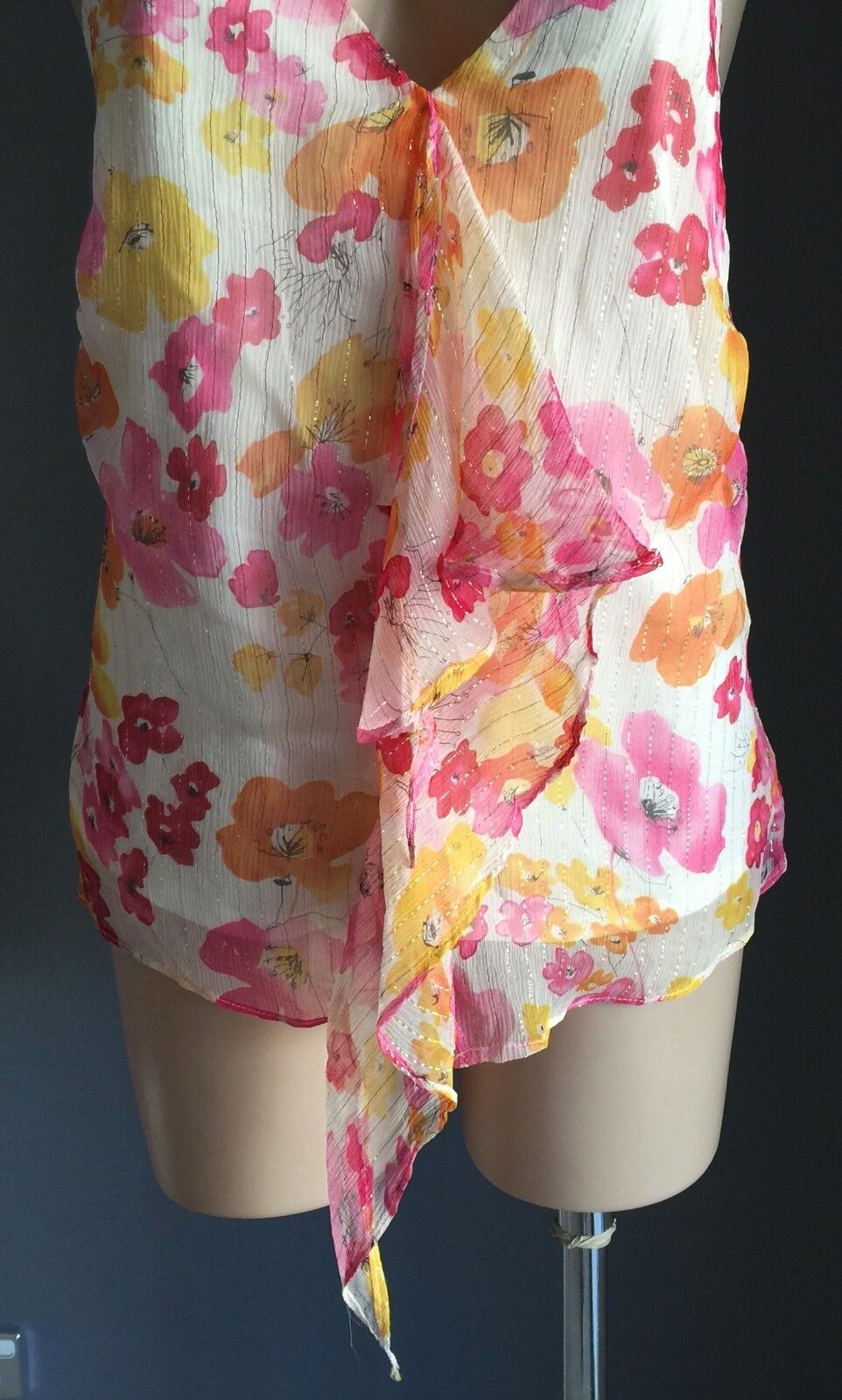 VALLEYGIRL Silk Singlet Top Floral Print Camisole Size Size 14 MultiColour NEW