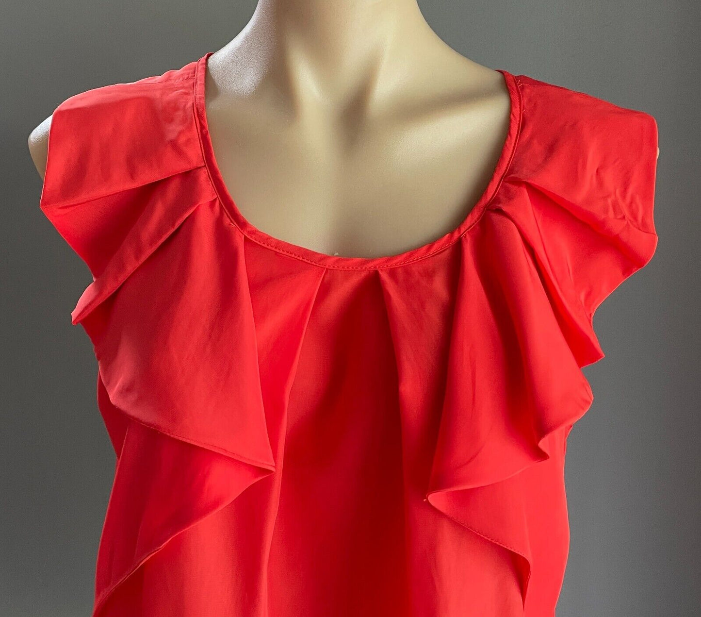 AVOCADO Blouse Coral Pleat Neck Sleeveless Ladies Top Size 14