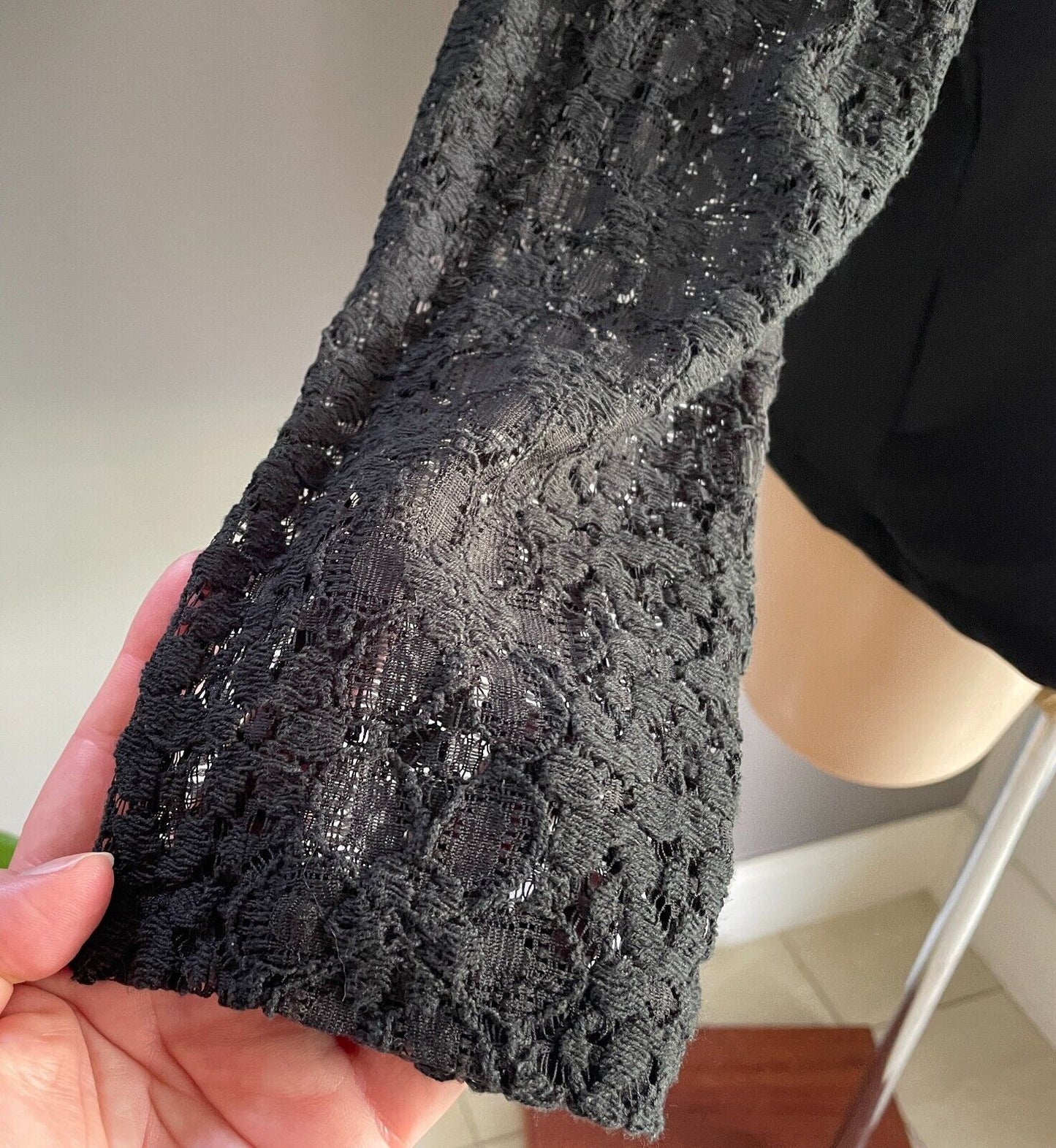 CUTE ANN Black Stretch Jersey Top Lace Long Sleeves & Shoulder Trim Size 5X 14