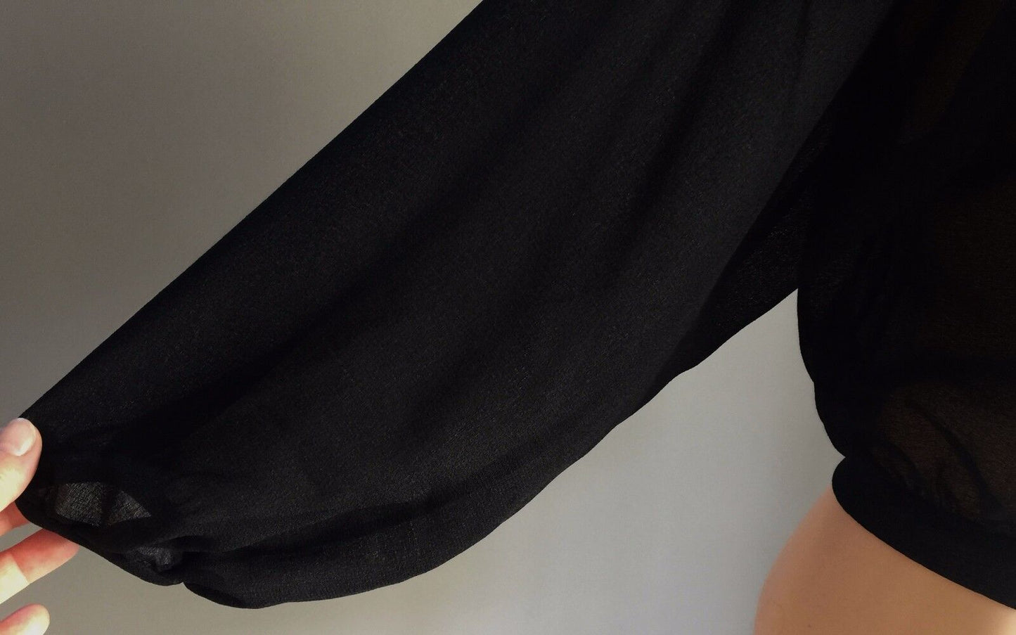 KEYHOLE BACK  3/4 Sleeve Blouse Top  Sheer High Neck  Black Lace  Size 14 Top